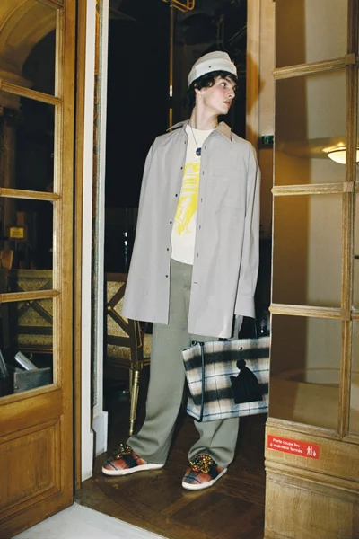 Look 5